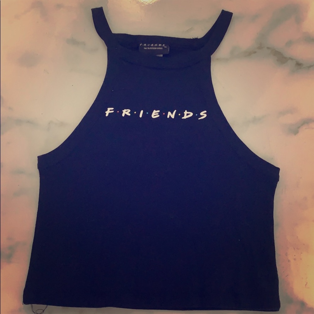 Graphic Friends cropped black tank